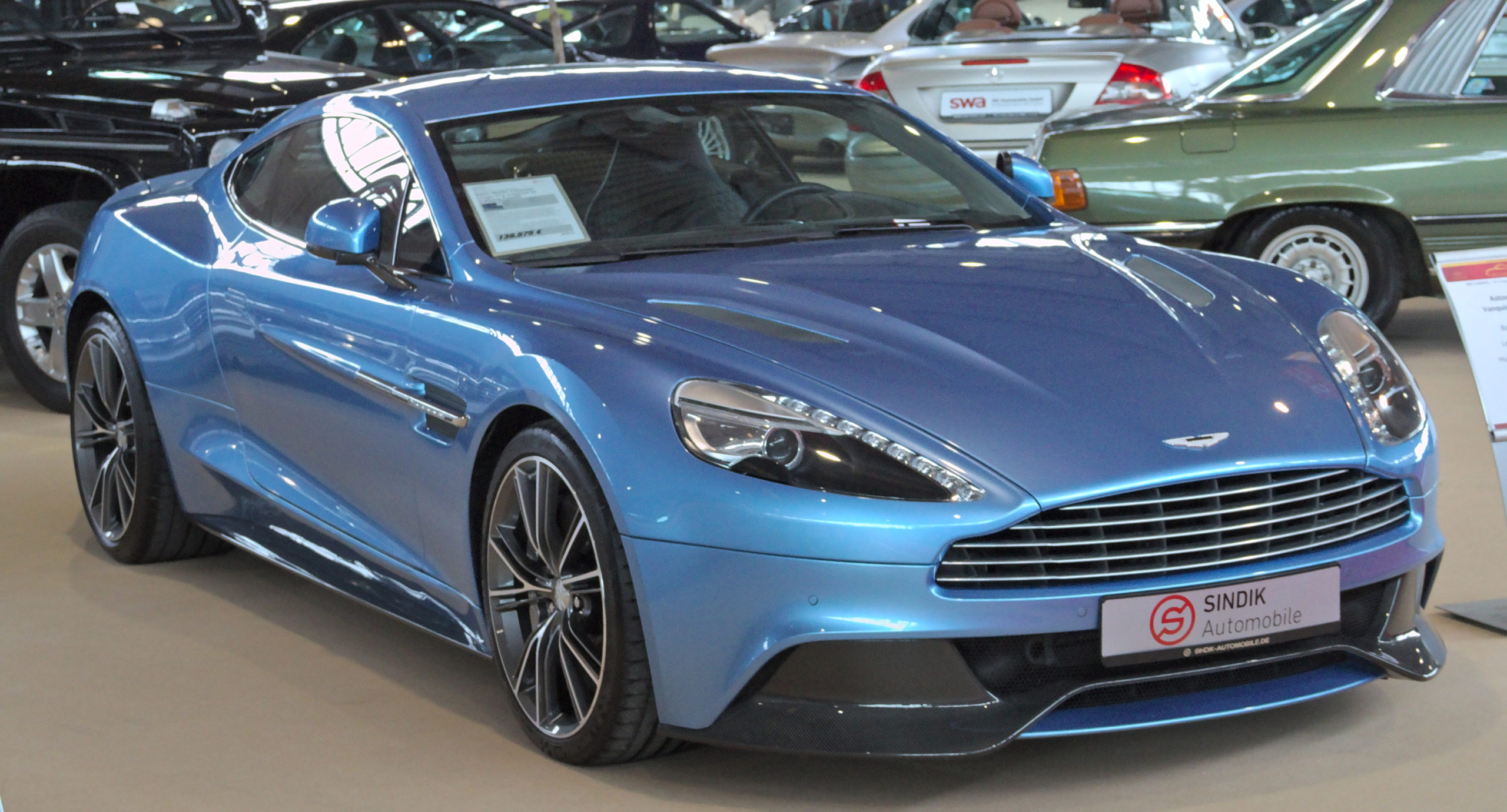 Aston Martin Vanquish 2020